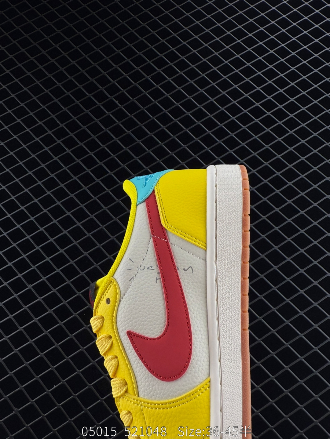 Travis Scott x Air Jordan 1 ” Reverse Mocha “